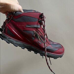 Altra V-Flex Trail Shoe in Burgundy and Black